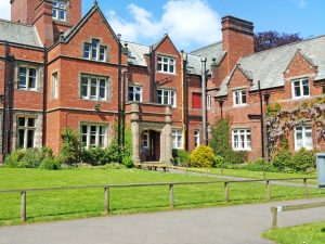 Curso de verano residencial en Preston, Inglaterra 17