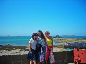 Campamento de verano de francés y vela o equitación en Saint-Malo, Francia 16