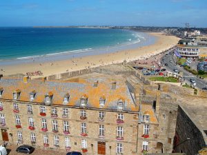 Campamento de verano de francés y vela o equitación en Saint-Malo, Francia 5